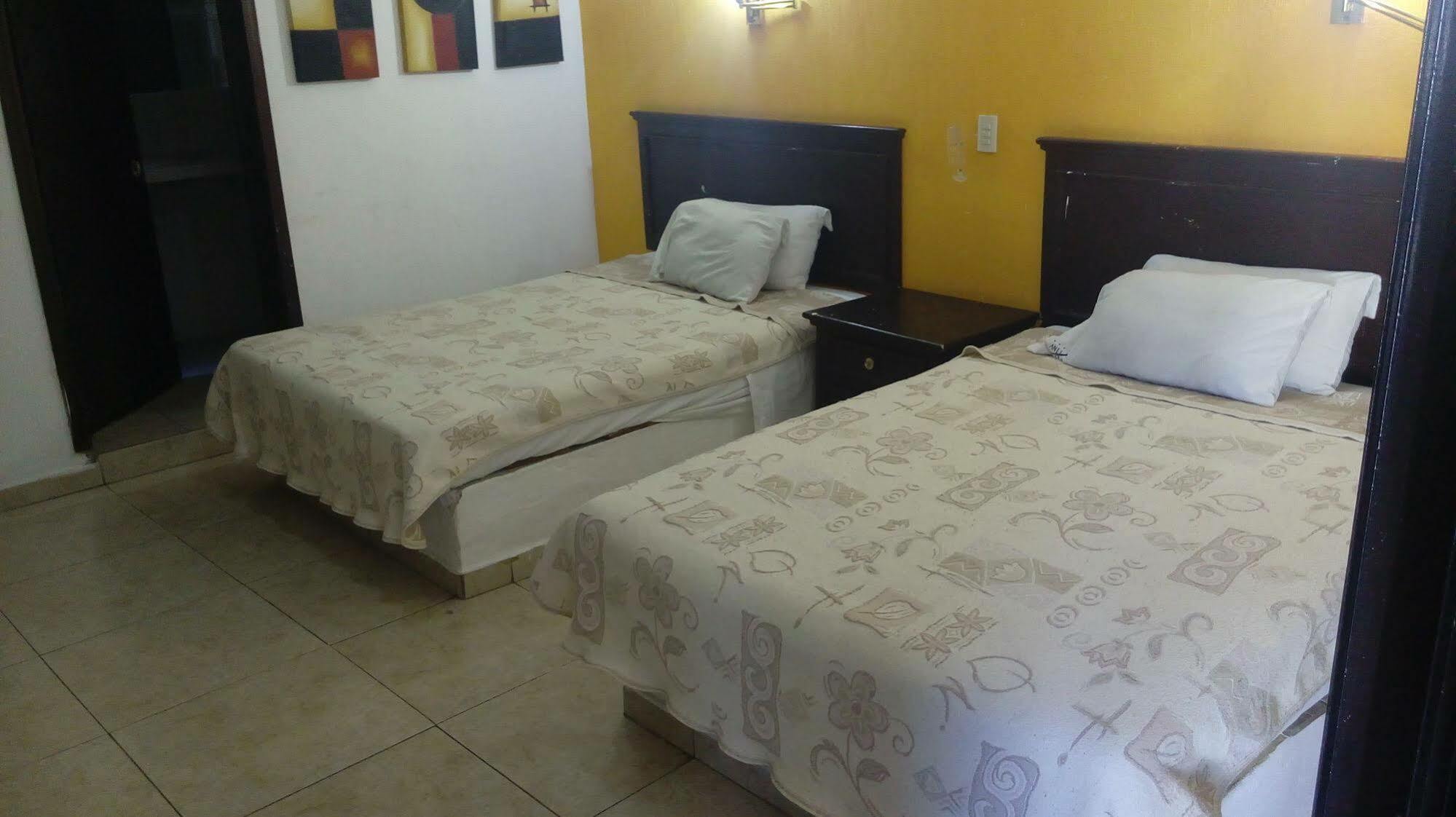 Hotel Nuevo Vallarta Zapopan Buitenkant foto